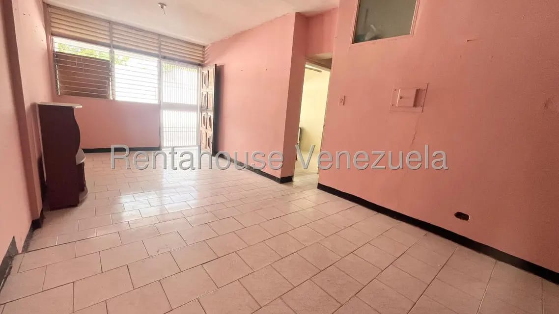 Casa (Duplex) en Venta en Zona Oeste, Lara - 3