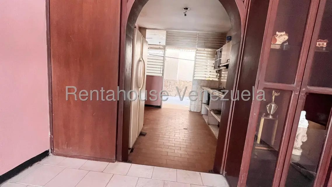 Casa (Duplex) en Venta en Zona Oeste, Lara - 4