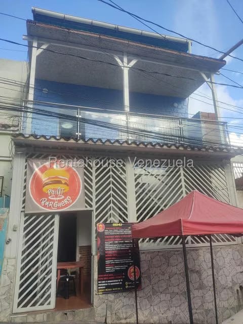 Apartamento (Multiples Niveles) en Venta en Parroquia Santa Rosalia, Distrito Metropolitano