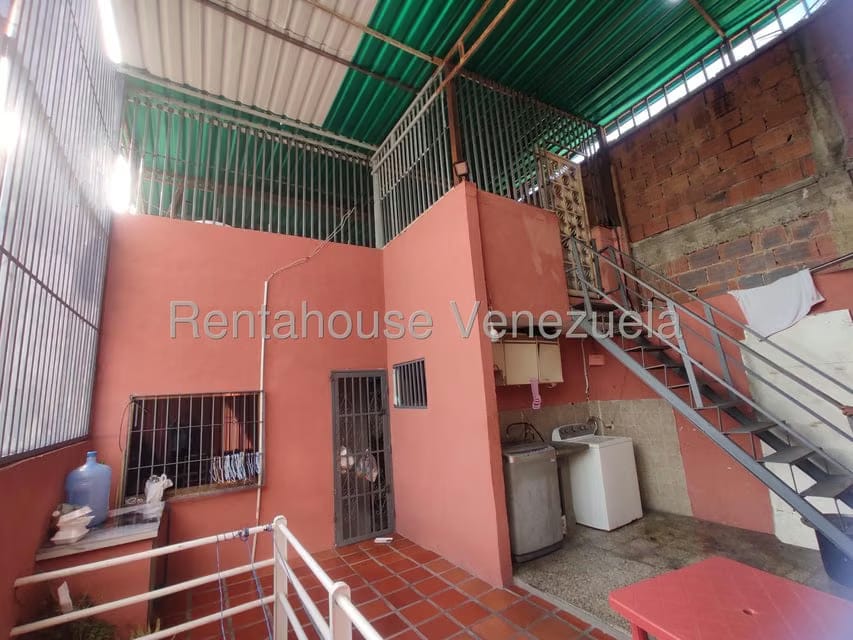 Apartamento (Multiples Niveles) en Venta en Parroquia Santa Rosalia, Distrito Metropolitano - 3