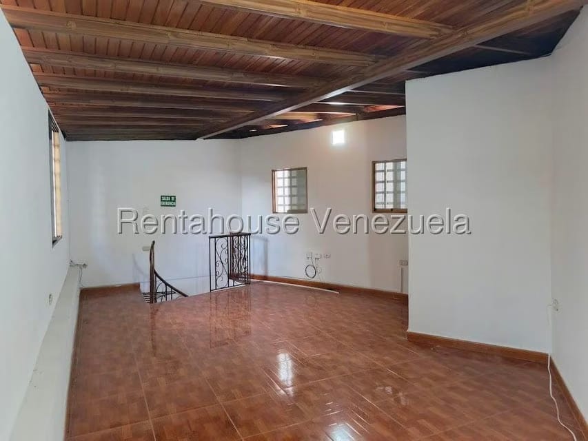 Comercial (Local Comercial) en Alquiler en Alta Florida, Distrito Metropolitano - 11