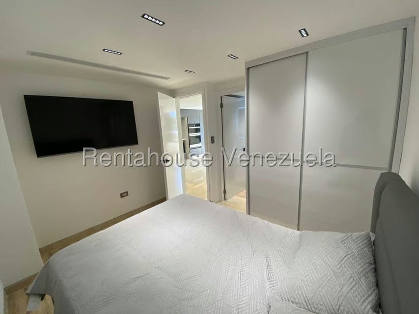 Apartamento (1 Nivel) en Alquiler en Los Naranjos de Las Mercedes, Distrito Metropolitano - 14