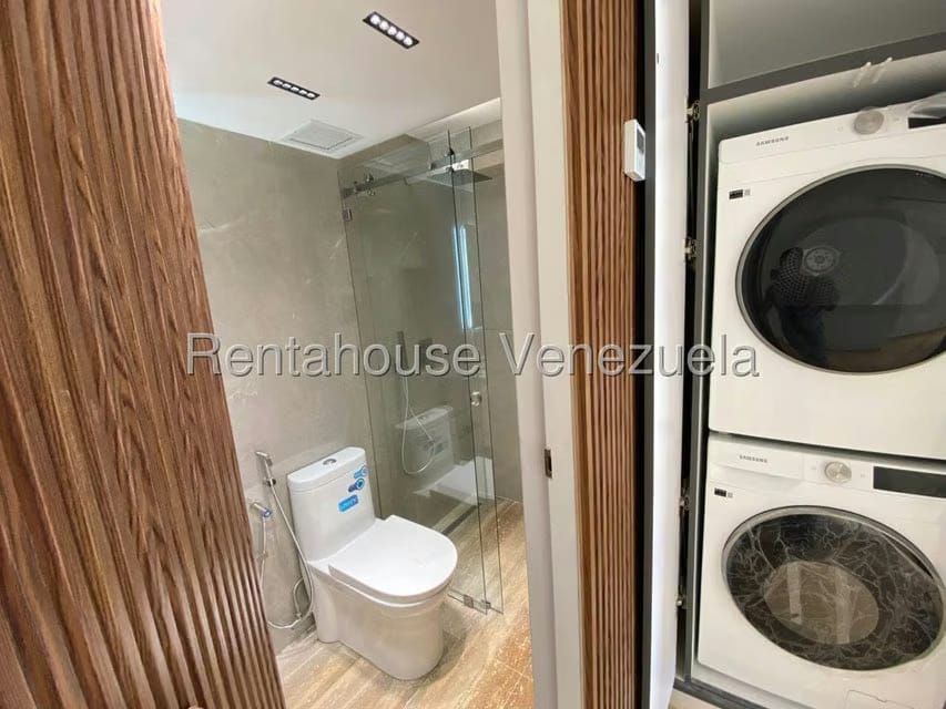 Apartamento (1 Nivel) en Alquiler en Los Naranjos de Las Mercedes, Distrito Metropolitano - 21