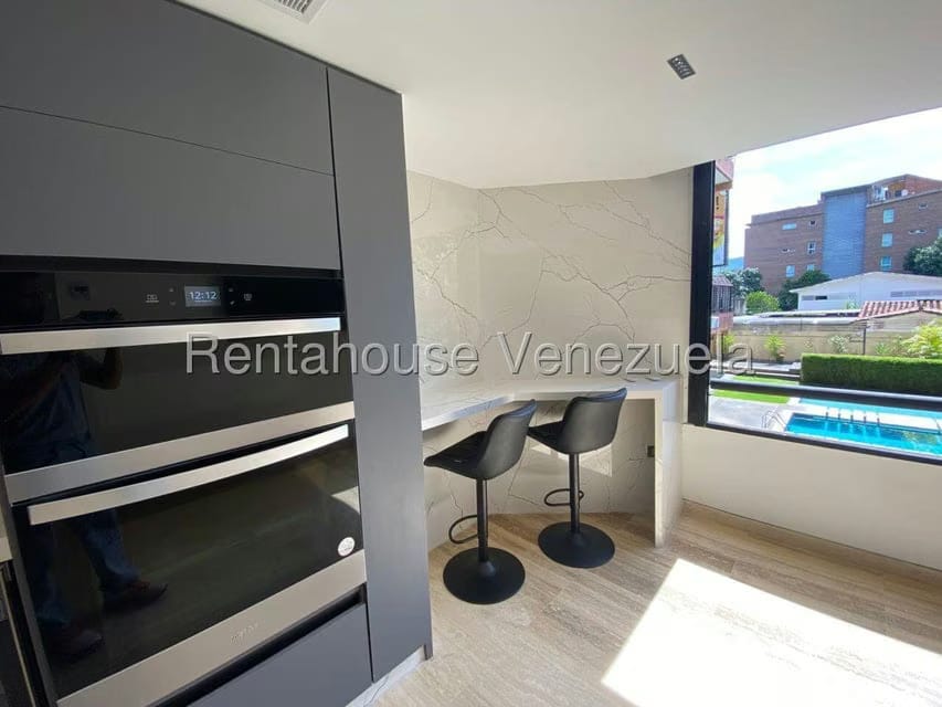 Apartamento (1 Nivel) en Alquiler en Los Naranjos de Las Mercedes, Distrito Metropolitano - 23