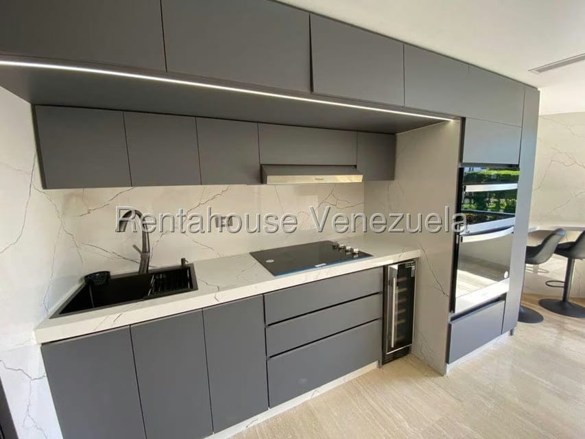 Apartamento (1 Nivel) en Alquiler en Los Naranjos de Las Mercedes, Distrito Metropolitano - 5