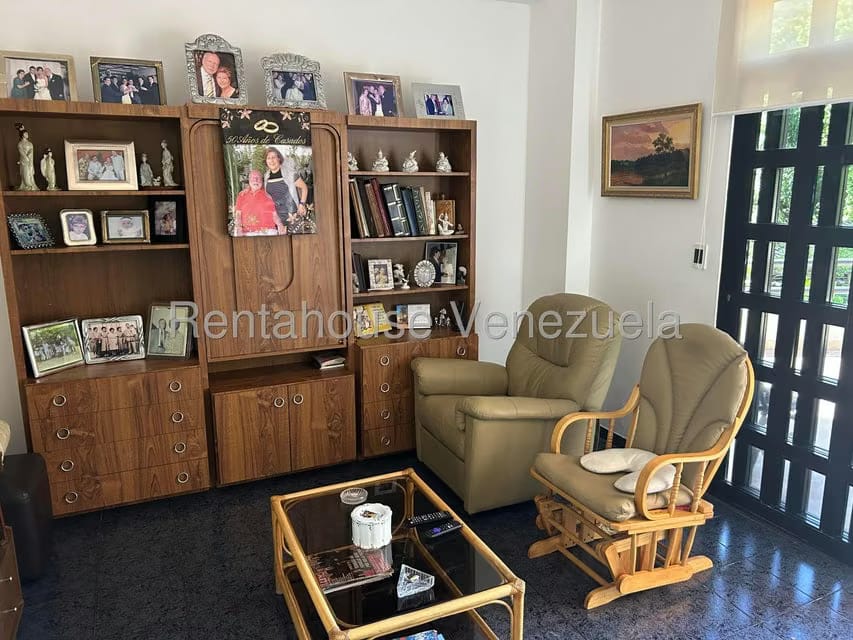 Apartamento (Multiples Niveles) en Venta en Miranda, Distrito Metropolitano - 13