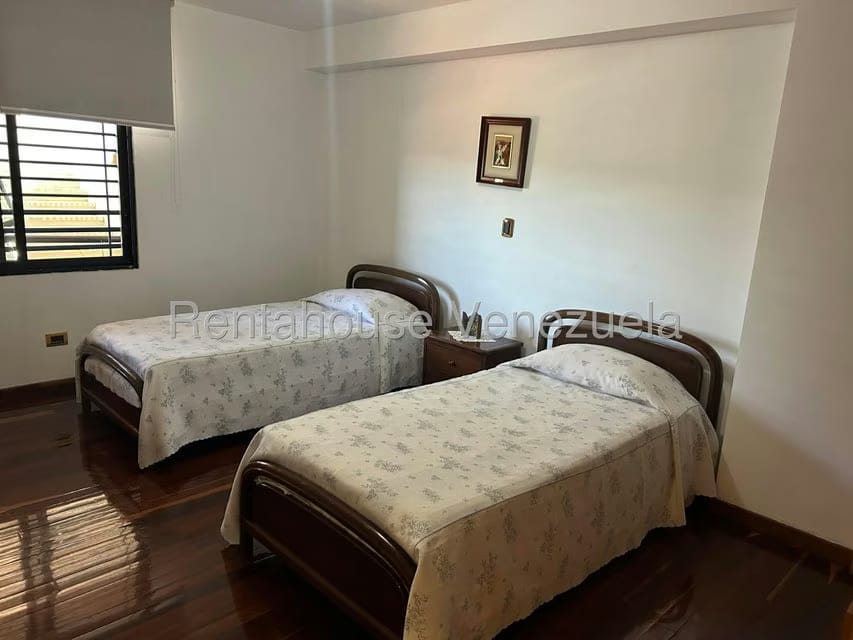 Apartamento (Multiples Niveles) en Venta en Miranda, Distrito Metropolitano - 18