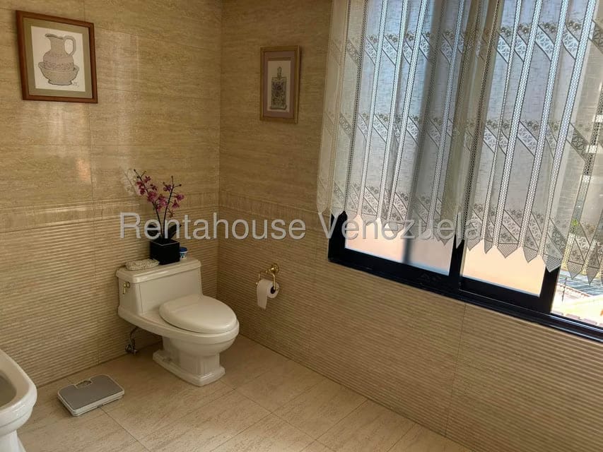 Apartamento (Multiples Niveles) en Venta en Miranda, Distrito Metropolitano - 26