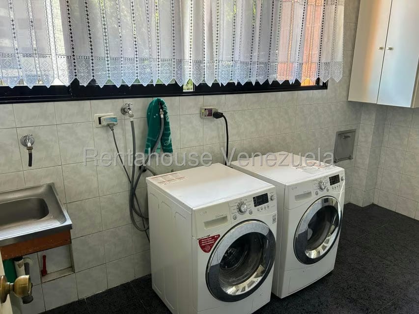 Apartamento (Multiples Niveles) en Venta en Miranda, Distrito Metropolitano - 30