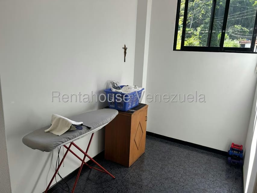 Apartamento (Multiples Niveles) en Venta en Miranda, Distrito Metropolitano - 31