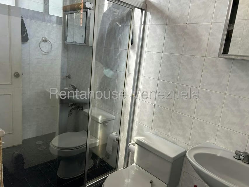 Apartamento (Multiples Niveles) en Venta en Miranda, Distrito Metropolitano - 41
