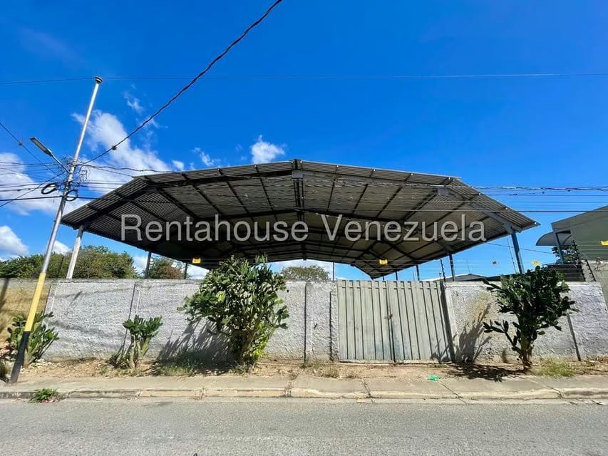 Comercial (Galpon - Deposito) en Venta en Agua Viva, Lara