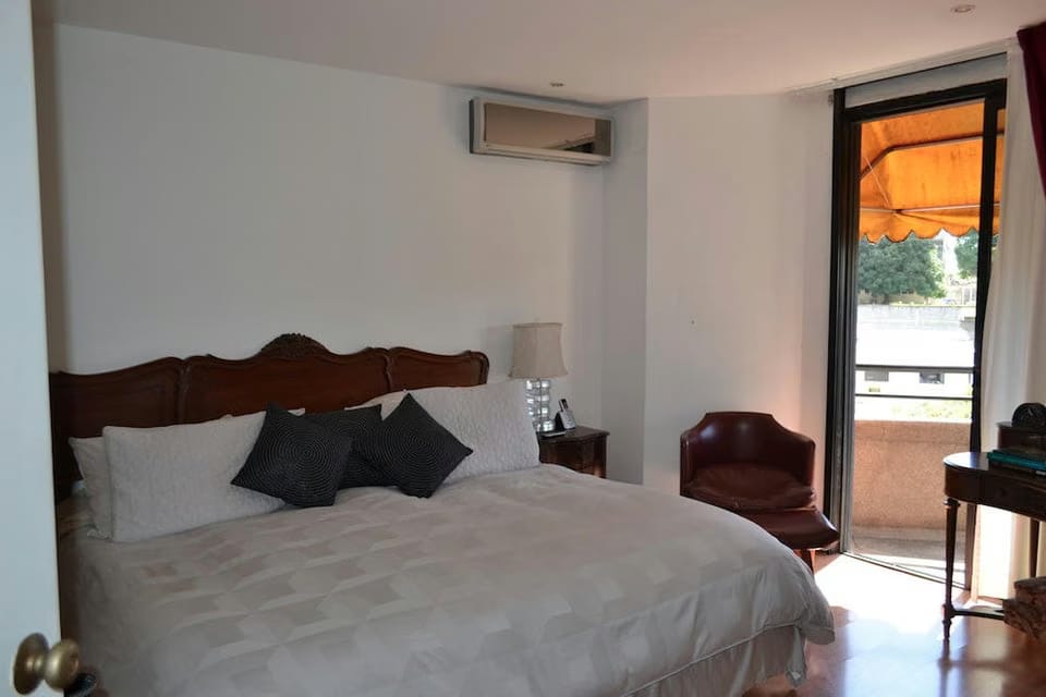 Apartamento (Duplex) en Venta en La Florida, Distrito Metropolitano - 29