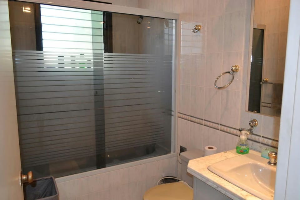Apartamento (Duplex) en Venta en La Florida, Distrito Metropolitano - 36
