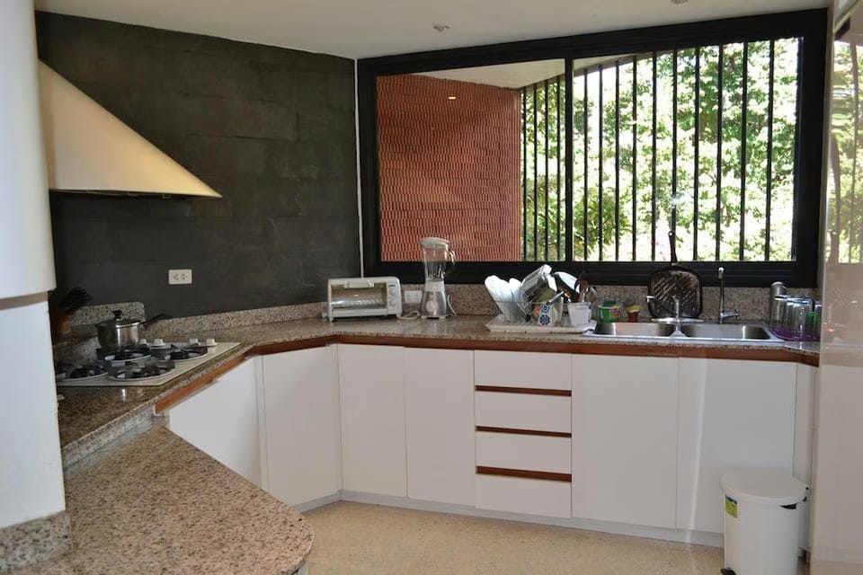 Apartamento (Duplex) en Venta en La Florida, Distrito Metropolitano - 9