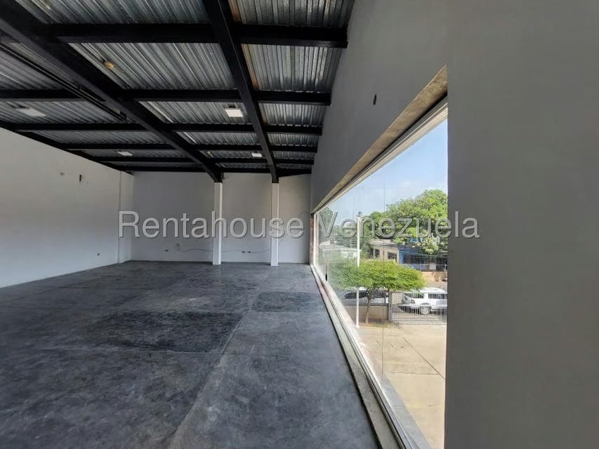 Comercial (Local Comercial) en Alquiler en La Curva de Molina, Zulia - 3
