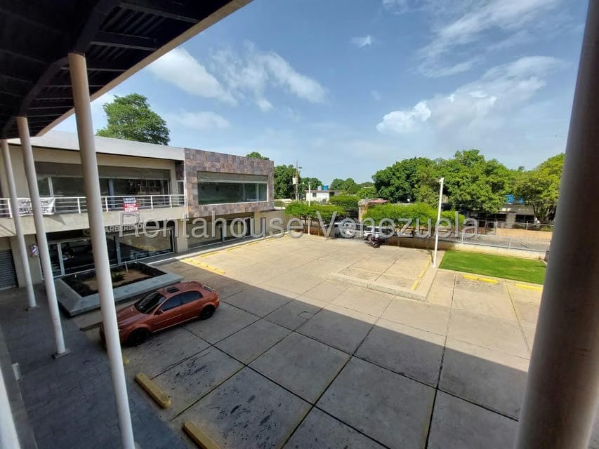 Comercial (Local Comercial) en Alquiler en La Curva de Molina, Zulia - 7