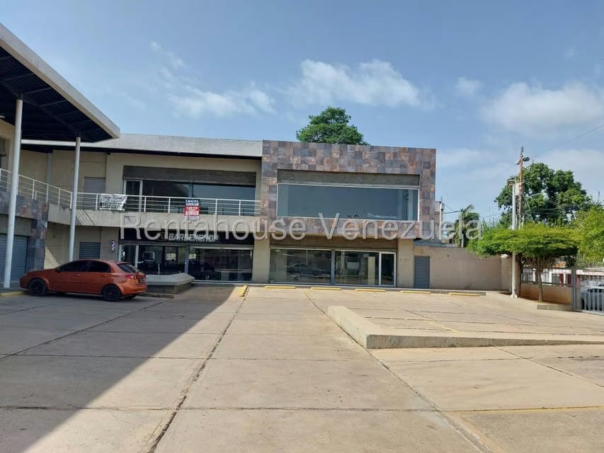 Comercial (Local Comercial) en Alquiler en La Curva de Molina, Zulia - 10