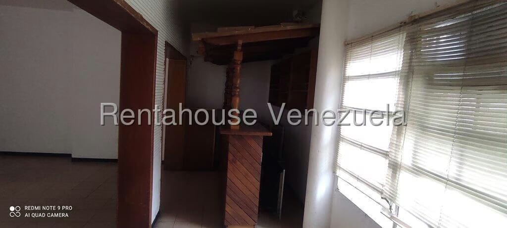 Comercial (Local Comercial) en Alquiler en Valle Abajo, Distrito Metropolitano - 17