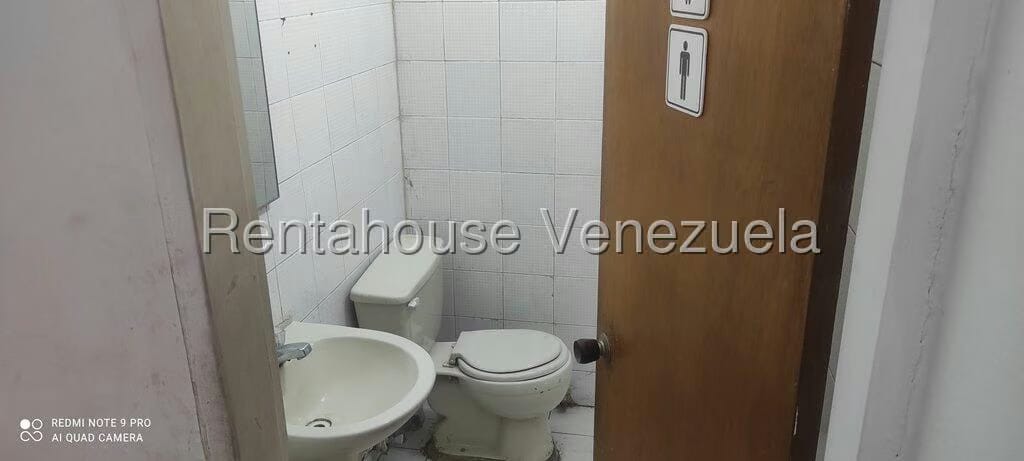 Comercial (Local Comercial) en Alquiler en Valle Abajo, Distrito Metropolitano - 20