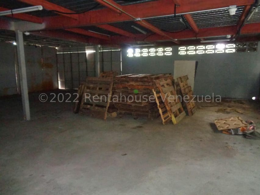 Comercial (Local Comercial) en Venta en La Campiña, Distrito Metropolitano - 12