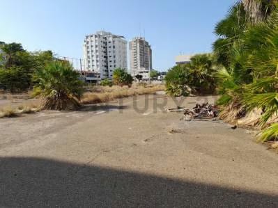 Se vende gran Galpon Local comercial en Av. Delicias. Maracaibo - 9