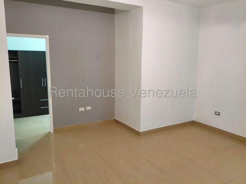 Casa (1 Nivel) en Alquiler en Casacoima, Falcon - 12