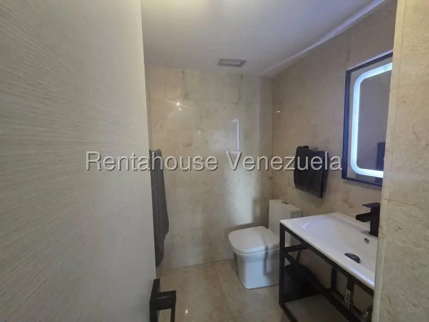 Apartamento (1 Nivel) en Venta en El Cigarral, Distrito Metropolitano - 9