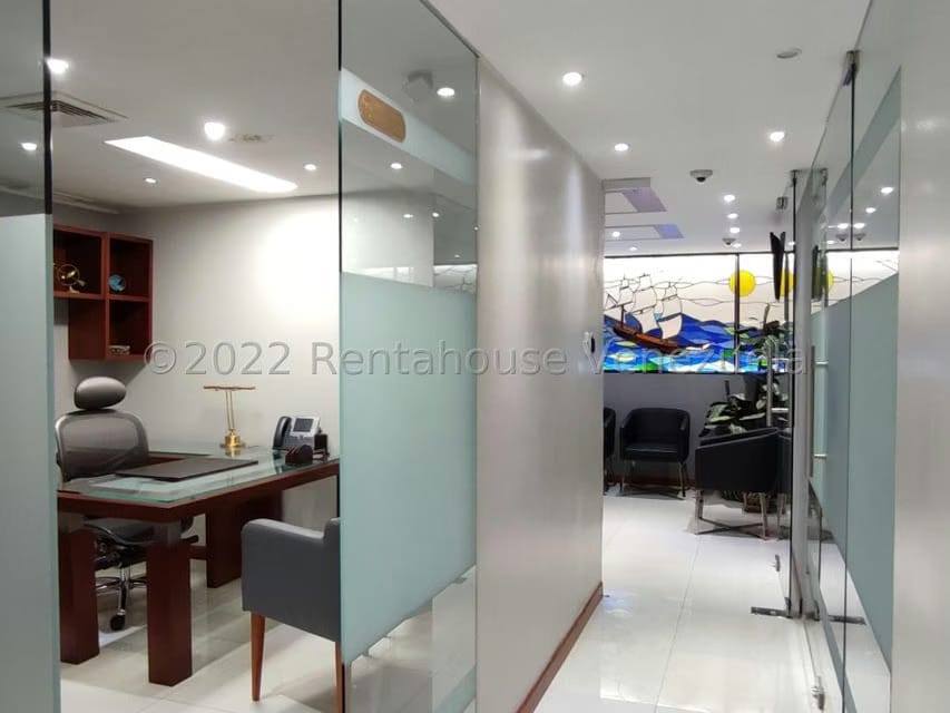 Casa (Duplex) en Venta en La Trinidad, Distrito Metropolitano - 3