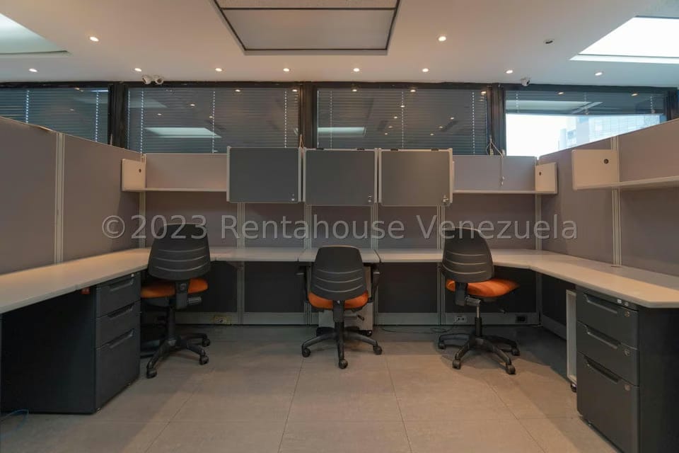 Comercial (Oficina) en Venta en El Rosal, Distrito Metropolitano - 29