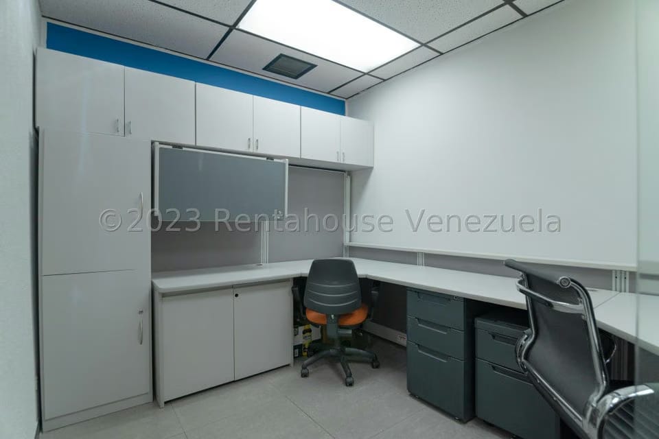 Comercial (Oficina) en Venta en El Rosal, Distrito Metropolitano - 31