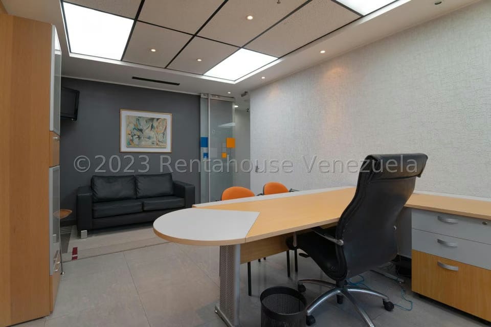 Comercial (Oficina) en Venta en El Rosal, Distrito Metropolitano - 34