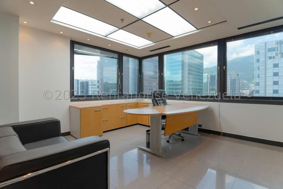 Comercial (Oficina) en Venta en El Rosal, Distrito Metropolitano - 37