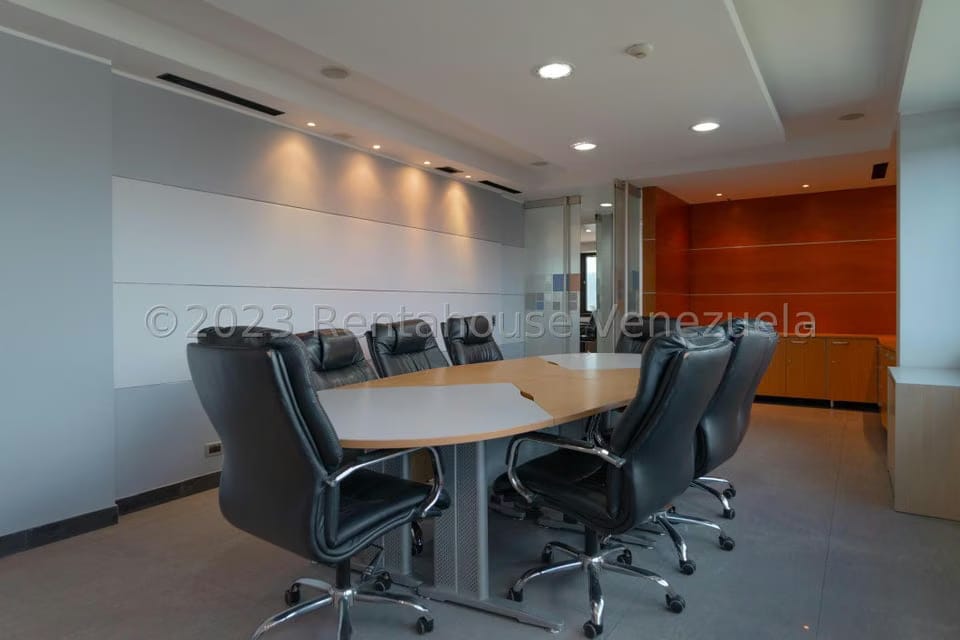 Comercial (Oficina) en Venta en El Rosal, Distrito Metropolitano - 50
