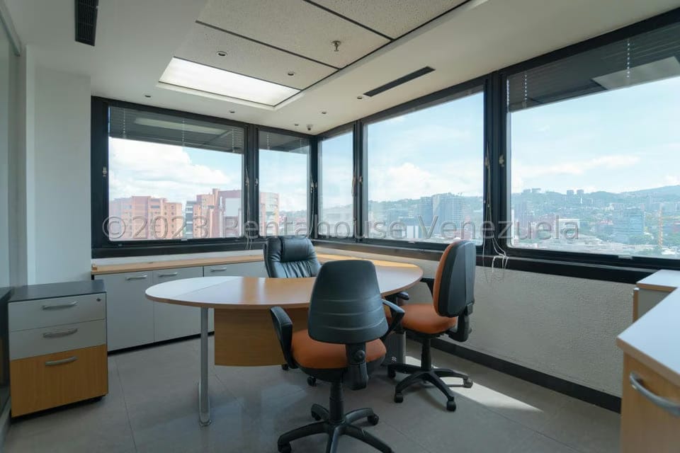 Comercial (Oficina) en Venta en El Rosal, Distrito Metropolitano - 54