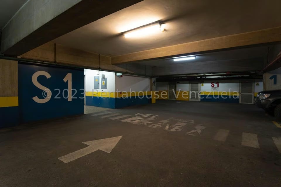 Comercial (Oficina) en Venta en El Rosal, Distrito Metropolitano - 58