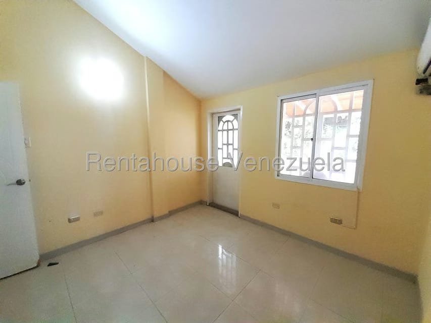 Casa (1 Nivel) en Alquiler en Parcelamiento Santa Ana, Falcon - 11