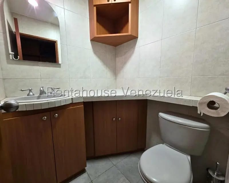 Apartamento (1 Nivel) en Venta en Miranda, Distrito Metropolitano - 12