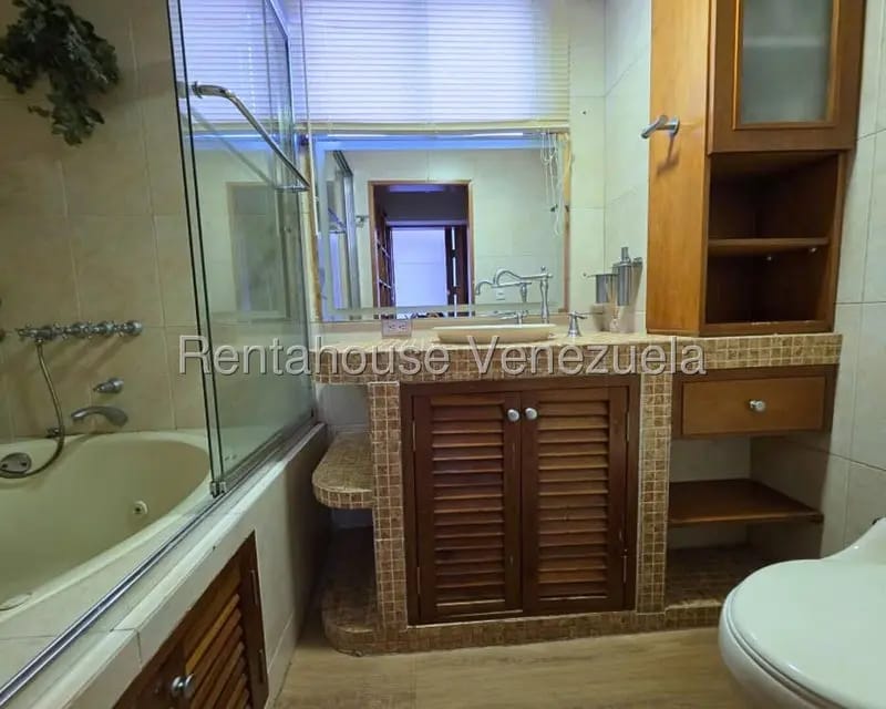 Apartamento (1 Nivel) en Venta en Miranda, Distrito Metropolitano - 22