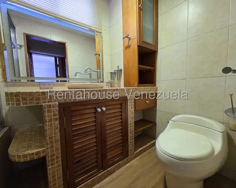 Apartamento (1 Nivel) en Venta en Miranda, Distrito Metropolitano - 24
