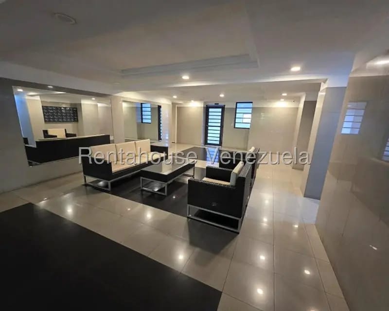 Apartamento (1 Nivel) en Venta en Miranda, Distrito Metropolitano - 26