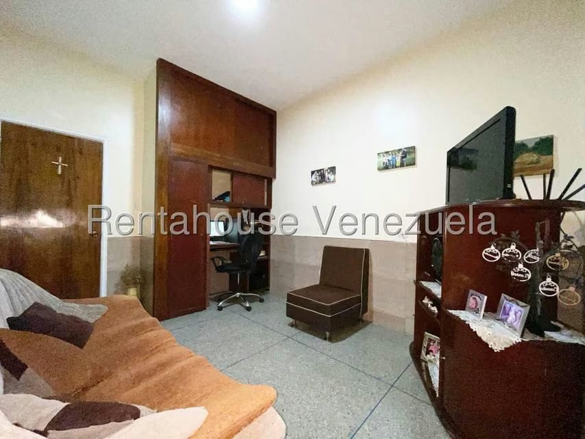 Casa (Duplex) en Venta en Centro Palo Negro, Aragua - 22