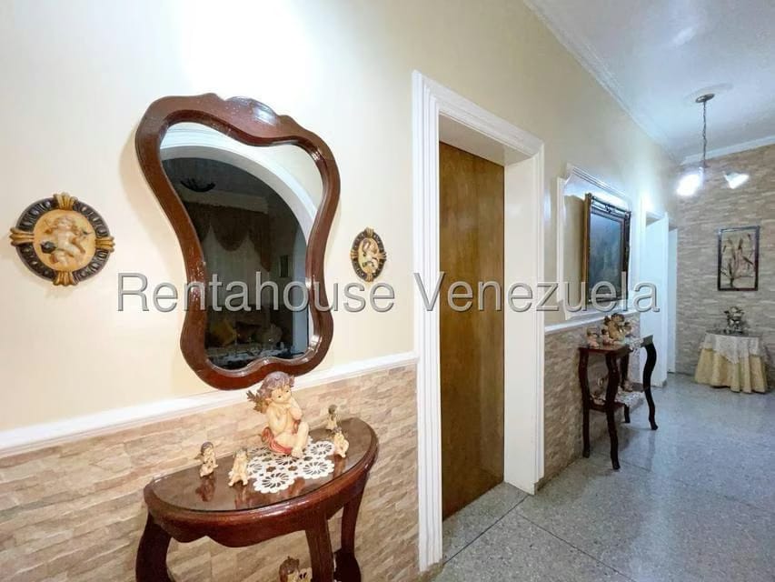 Casa (Duplex) en Venta en Centro Palo Negro, Aragua - 23