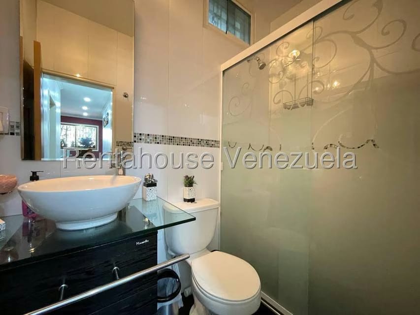 Casa (Duplex) en Venta en Centro Palo Negro, Aragua - 50