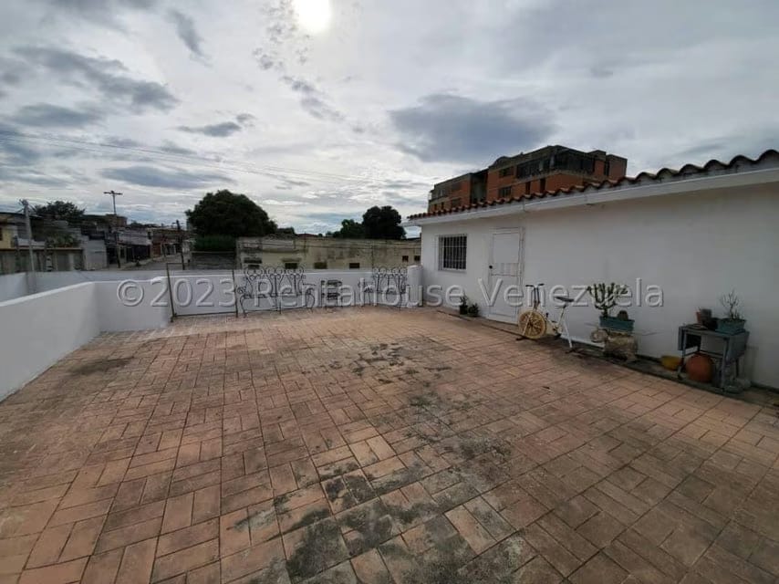 Comercial (Local Comercial) en Venta en Centro, Lara - 13