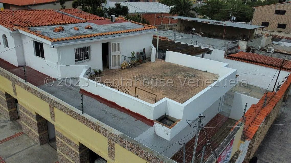 Comercial (Local Comercial) en Venta en Centro, Lara - 36