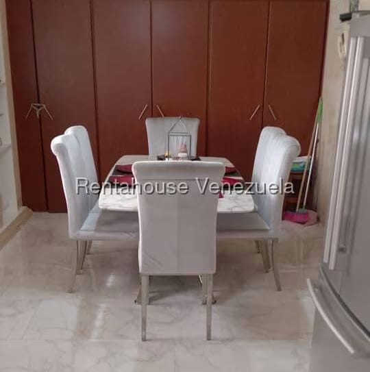 Casa (1 Nivel) en Venta en Av Fernandez Padilla, Anzoategui - 11