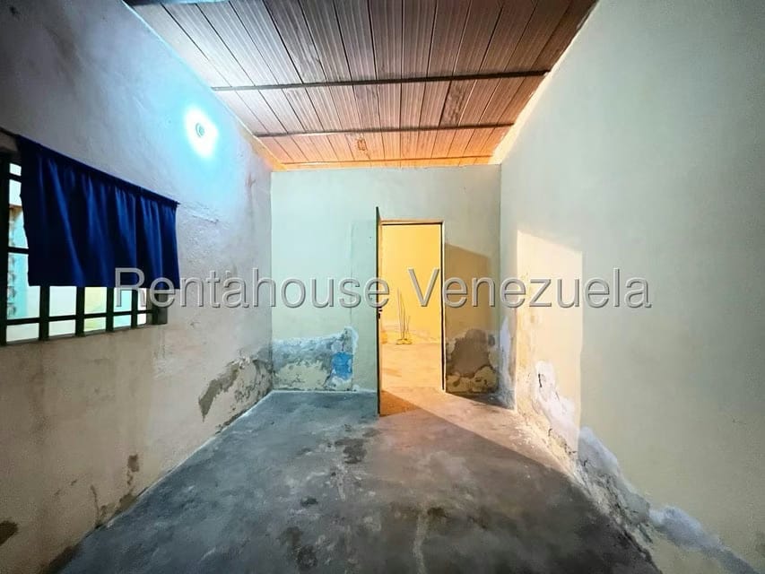 Casa (1 Nivel) en Venta en 23 de Enero, Aragua - 16