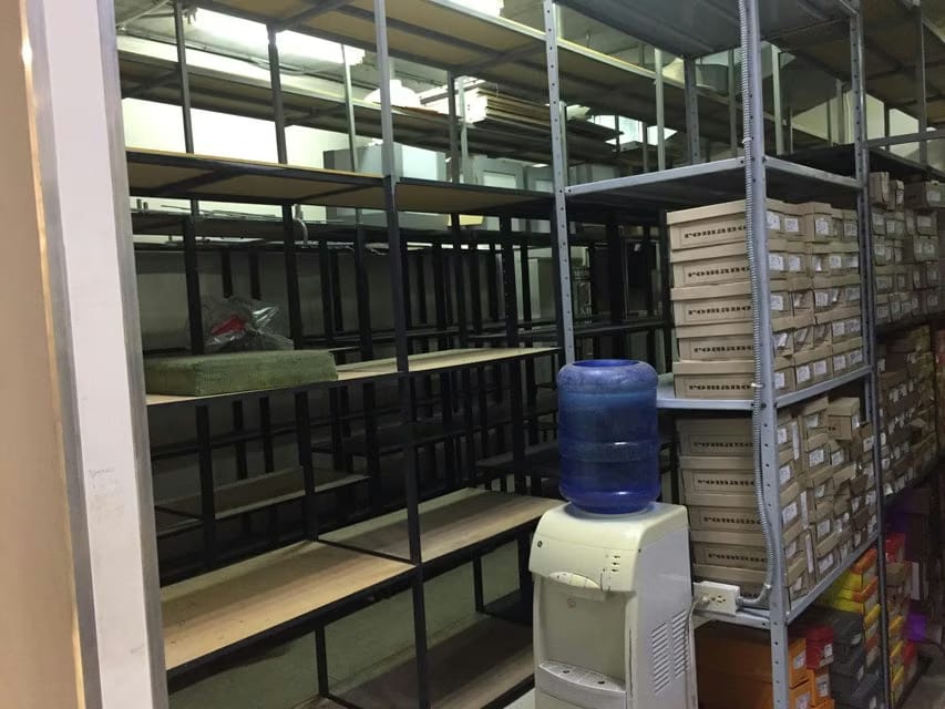 Comercial (Local Comercial) en Venta en Avenida Delicias Norte, Zulia - 8
