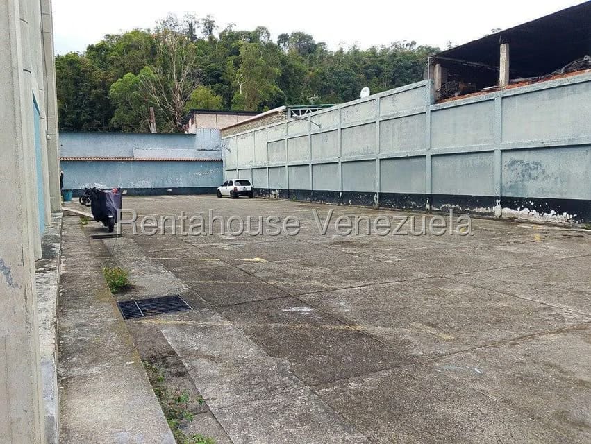 Comercial (Local Comercial) en Venta en Las Salias, Miranda - 12